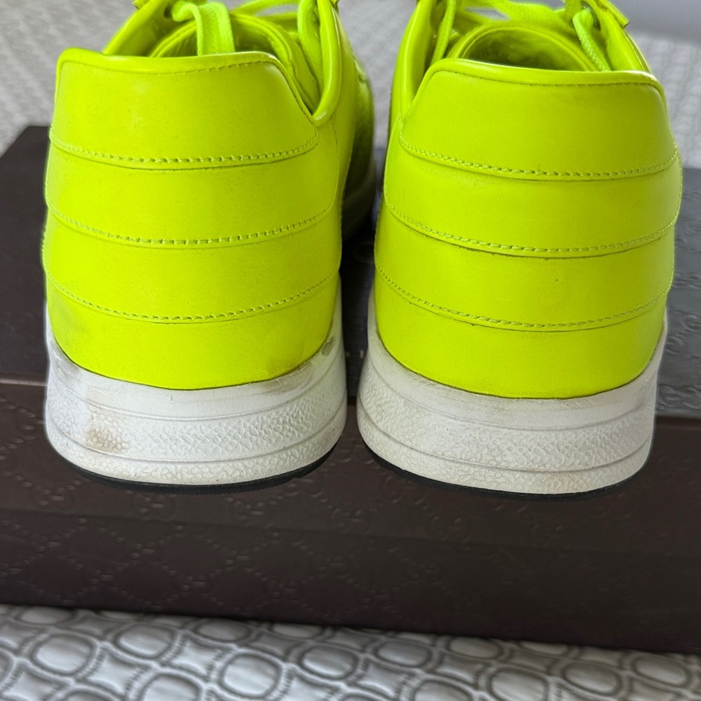 Gucci Bright Neon Yellow Sneakers - Picture 8 of 14